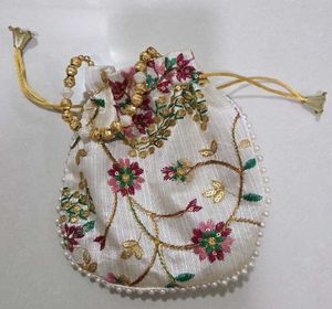 Floral Embroidered Drawstring Bag