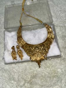 Artificial Gold Necklace and Earring Set