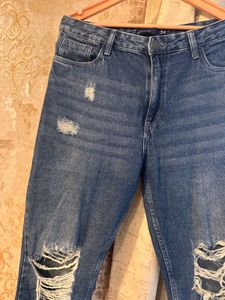 Ripped High Waist Jeans