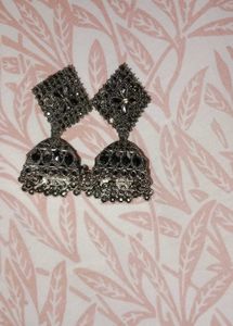 Elegant Silver Jhumka Earrings