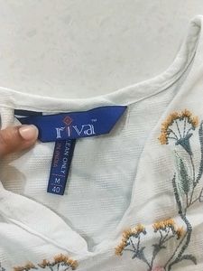M Embroidery Top 🤍