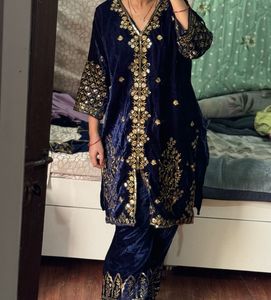 Elegant Velvet Kurta Set