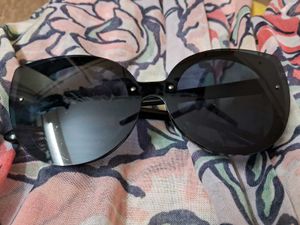 Beautiful Oversized Shades