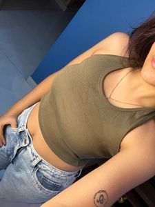 Chic Ribbed Halter Neck Crop Top