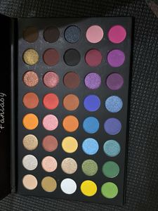 FANTASY 40 colour EYESHADOW