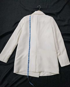 Premium White Coat Very Classy 🤍