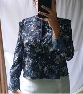 Korean Top