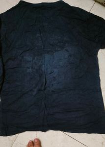 Black T-shirt