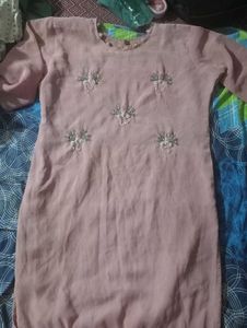 Kurti with chikenkari pant