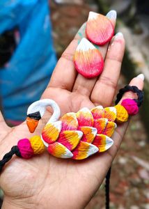 Women's Handmade Choker With Earrings.