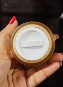 Pond&#39;s Bright Beauty Gel Creme