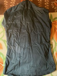 Men&#39;s Tailor custom fit Black solid shirt