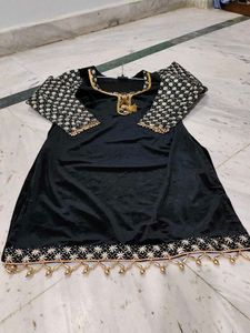 Butique Black Velvet Kurta