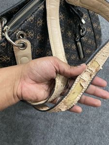 Guess Original Shoulder Bag