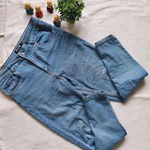 Light Wash Denim Jeans