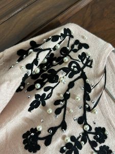 Mafadeny Pink sweater With Black Detailing