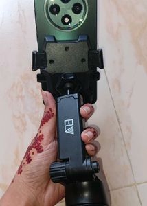 360° ROTATING PHONE HOLDER
