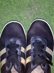 Black Shoes