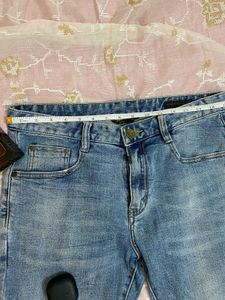 Men&#39;s Tapered Fit Jeans