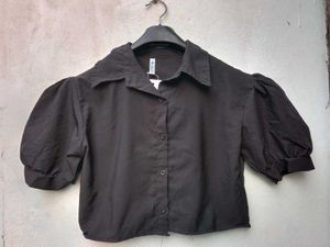 New With Tag Korean Cute Crop Shirt