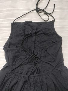 Black Sleeveless Top