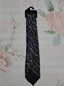 Tie
