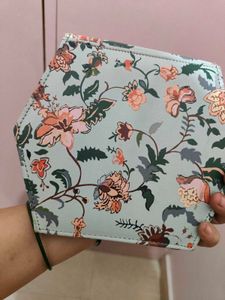 Chic Unique Sling bag