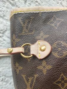 Louis Vuitton Handbag