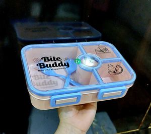 Lunch box ( 4 compartment)