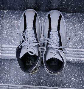 men Sneakers