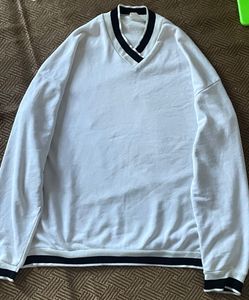 White V-Neck Pullover