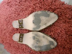 Patterned Indoor Slippers