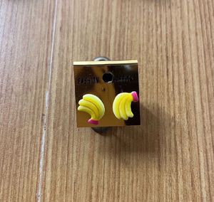 Banana Studs