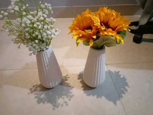 Pack Of 2 White Pinterest Aesthetic Vases