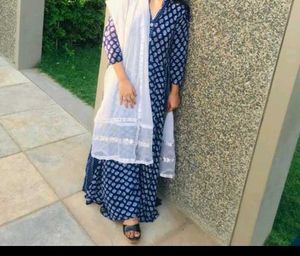 Long Gown For Wedding Wear