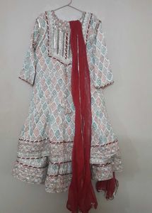 grara suit
