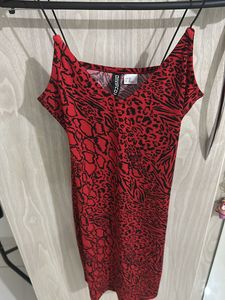 H&amp;M Iconic  Bodycon Dress ❤️