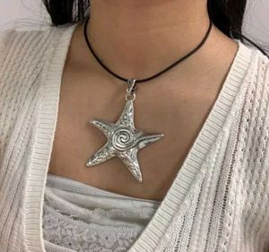 Y2K Chunky Star Necklace