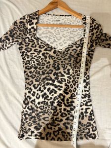 Leopard Print Long Sleeve Top