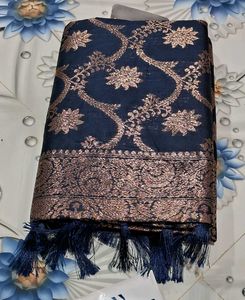 Elegant Navy &amp; Gold Banarasi Saree