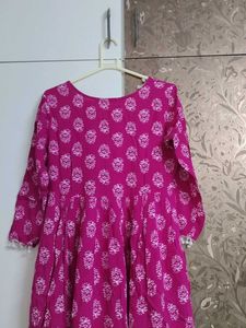 Elegant Floral Print Kurta