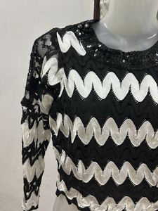 Stylish Black &amp; White Top