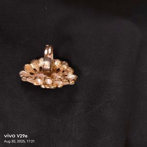 Elegant Flower Ring