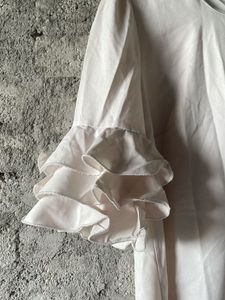 Frilly Sleeve Detail Top