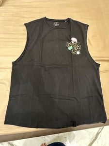 Graphic Print Sleeveless T-Shirt