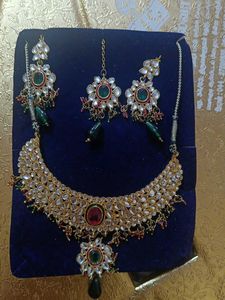 Kundan Studded Choker