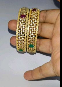 Gold-tone Bangle Set
