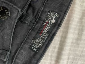 Black Jeans