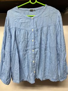 Striped Button-Up Top💙🧢