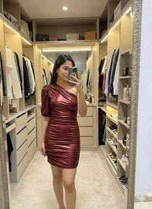 Burgundy One-Shoulder Party Dress